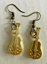 Vintage Mini Guitar Gold Tone Fun Charms Costume Jewelry T3 - £10.38 GBP