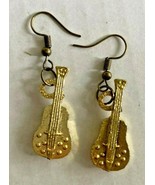 Vintage Mini Guitar Gold Tone Fun Charms Costume Jewelry T3 - £10.17 GBP