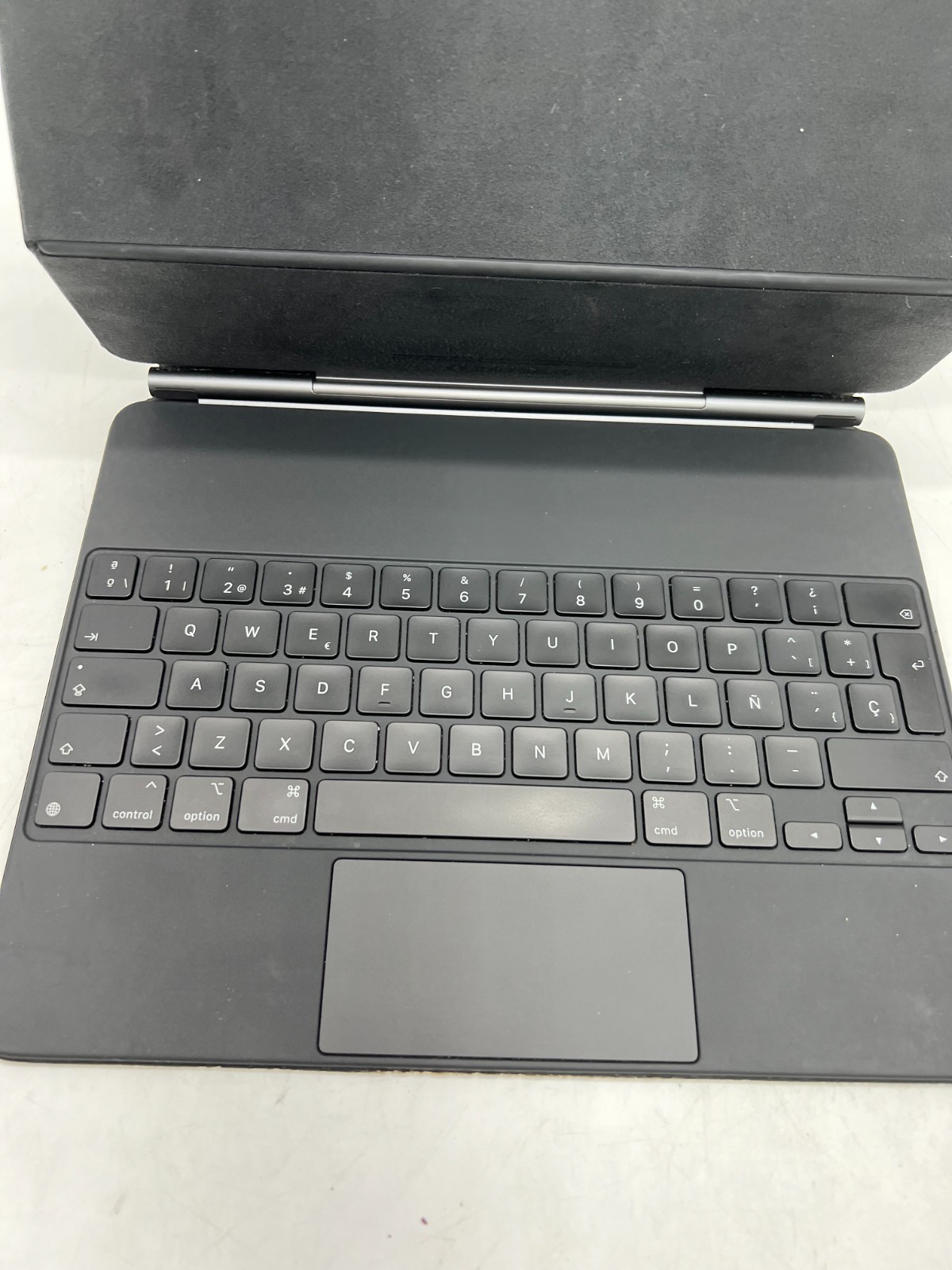 Genuine Apple A2261 Magic Keyboard iPad Pro 11" iPad Air 4th,5th Gen Spanish Item image 2