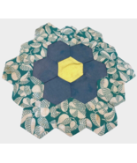 Antique Grandmas Flower Garden Quilt Block Piece Replacement Crafts Gree... - $26.72 CAD