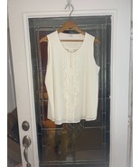 Roz &amp; Ali Top Womens Sz L Ruffles Sleeveless Ivory Keyhole Neck - $17.49 CAD