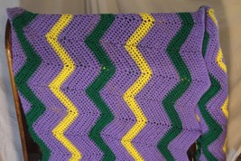 Vintage Homemade Afghan Blanket Chevron Ripple 97&quot; x 91&quot; Scalloped Edges Hand - £59.03 GBP