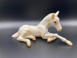 Vintage Breyer Ashley 700402 Sugarplum / Peppermint Rare Horse Figurine - $18.90