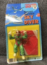 Vintage 1984 Imperial James Bond 007 Secret Service Sky Diver Figure - £77.67 GBP