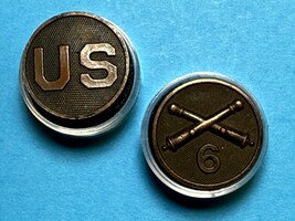 CIRCA 1910-1937, U.S. AND 6th REGIMENT FIELD ARTILLERY , COLLAR DISKS TY... - €12,96 EUR