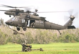 Framed 4&quot; X 6&quot; Print of a U.S. Military Sikorsky UH-60 - &quot;Blackhawk&quot; Hel... - £11.83 GBP
