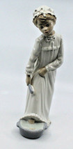 Nao By Lladro Girl Nightgown Foot Bath Brush Porcelain Figure Figurine Spain - £68.87 GBP