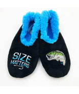 Snoozies Men&#39;s Slippers Size Matters Fishing Extra Large 13 Black - £11.67 GBP