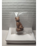 Wade Whimsies England Red Rose Tea Miniature Sitting Cat Porcelain Figurine - $9.90