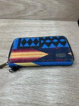Pendleton Pasco Smart Phone Wallet Zip Around Wrist Strap 7.25x4.25&quot; Pre... - $29.65