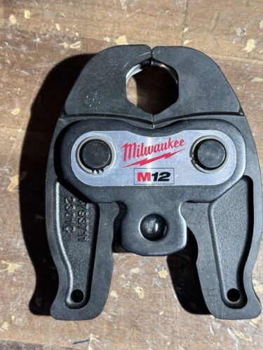 Milwaukee 49-16-2451 M12 Force Logic 3/4 in. Copper Press Tool Jaw - $139.32
