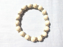 Cream White Howlite Beads With Bali Bead Spacers Stretch Bracelet 7.5 - 8.5&quot; - £3.12 GBP