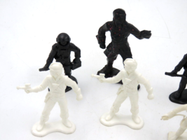 Vintage Tim-Mee Galazy Laser Team Star Patrol Plastic Figures Lot of 10 - £15.05 GBP