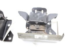 01-10 CHEVROLET SILVERADO 2500HD 6.6L ENGINE MOUNTS PAIR Q6988 image 5