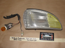 95 Buick Roadmaster Station Wagon Left Front Turn Signal Corner Park Light Lens - £39.14 GBP