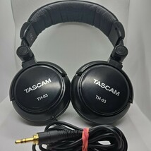 Tascam TH-03 Studio/DJ Headphones Foldable Over Ear Headphones Black - €23,40 EUR Tascam TH-03 Studio/DJ Headphones Foldable Over Ear Headphones Black - €23,40 EUR