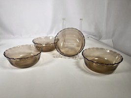Vintage Pyrex 465 Amber Glass Custard Bowls lot of 4 Scalloped 3 Band - £15.72 GBP