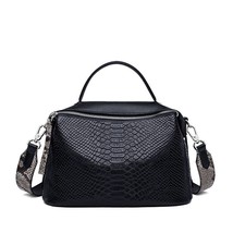 Women&#39;s Bag Trend Shoulder Boton Serpentine Genuine Leather Luxury Designer Hand - £77.89 GBP