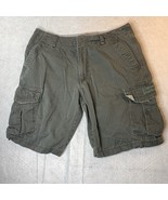 UNIONBAY Men&#39;s Cargo Shorts Size 38 Y2k style Olive Green Grey - $34.19 CAD