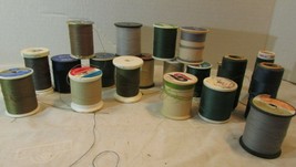 VINTAGE sewing general vintage lot of 19 spools GREEN TAN BROWN SHADES T... - £12.66 GBP