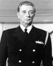 Robert Mitchum in his Navy uniform as Pug Henry The Winds of War 8x10 inch photo - £7.62 GBP