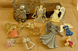 Angel Brooch Lot Fashion Costume Jewelry Rhinestone Enamel Marcasite Pins - £23.70 GBP