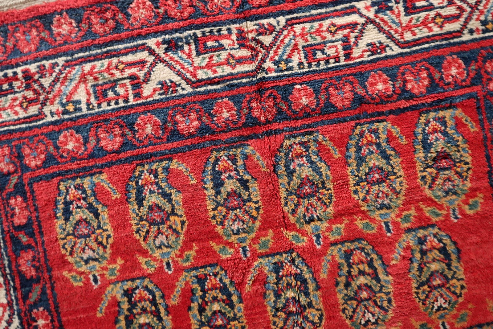 Handmade Vintage Persian Hamadan Rug 4.6' x 6.11 (137cm x 210cm), 1960s - 1C1179 Item image 9