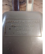1 NOS UVF VHF/UHF/FM TV 300 Ohm Antenna  1 : 2 (2-way)  Splitter Model #... - $77.20 MXN