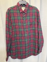 L.L. Bean SKU 7662 Mens Red and Green Plaid Flannel Shirt Size L - $22.43