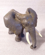 ELEPHANT WILD LIFE ✱ Vtg Schleich Figure 14027 ~ Pvc Animals Maia &amp; Borg... - £18.16 GBP