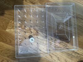 The Quilted Bear 40 Spool Acrylic Sewing Thread Storage Box - $15.00