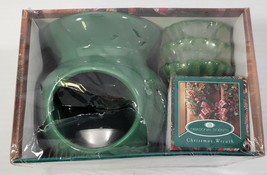 MM) Seasonal Scents Wax Potpourri Melter Set Christmas Wreath - $221.25 MXN