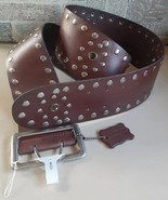 Mossimo Supply Co Wide Brown Leather Silver Stud Studded Belt Size Medium K - $460.66 MXN