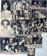 THE NEW SEEKERS ~ Twenty-Five (25) Color, B&amp;W CLIPPINGS, Articles from 1... - $190.82 MXN