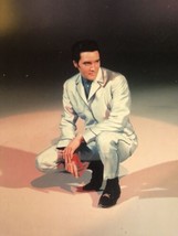 Elvis Presley Magazine Pinup Elvis In Suit - $3.95