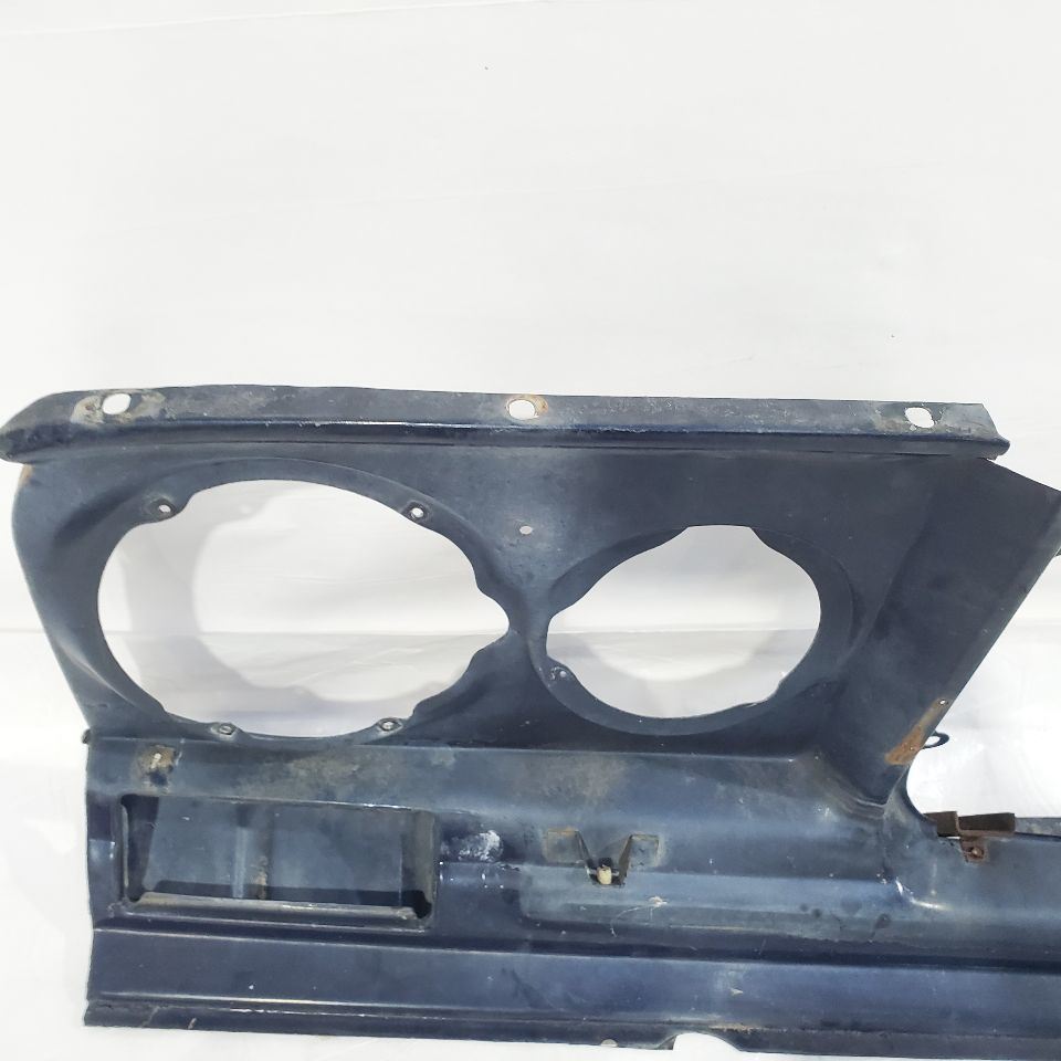 1989 Jeep Grand Wagoneer OEM Grill Front Header Panel Item image 7