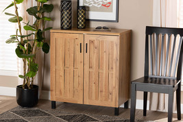 Kelly Oak Brown 2-Door Storage Cabinet - $2,327.82 MXN