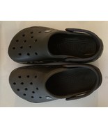 Crocs Unisex Gray with Camo Edge with Adjustable Strap Back Mens 4 Womens 6 - $259.98 MXN