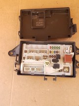 01-04 Lexus LS430 Rear Trunk Fusebox Relay Junction Box 82670-50072 image 5