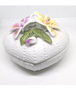 Vintage Bone China 4.5&quot; X 3.5&quot; Heart Shaped Trinket/Jewelry Box - $13.56 CAD