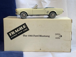Vtg The Danbury Mint &quot;1966 Ford Mustang&quot; Diecast Model Car White Vehicle - £31.80 GBP