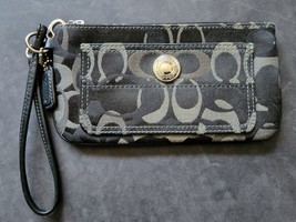 Coach Black Gray Signature C Silver Medallion est. 1941 Wristlet - £39.18 GBP