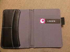 Leeds Pocket Note &amp; Card Folding Wallet from Microsoft Small Busines 3 3... - $74.03 MXN