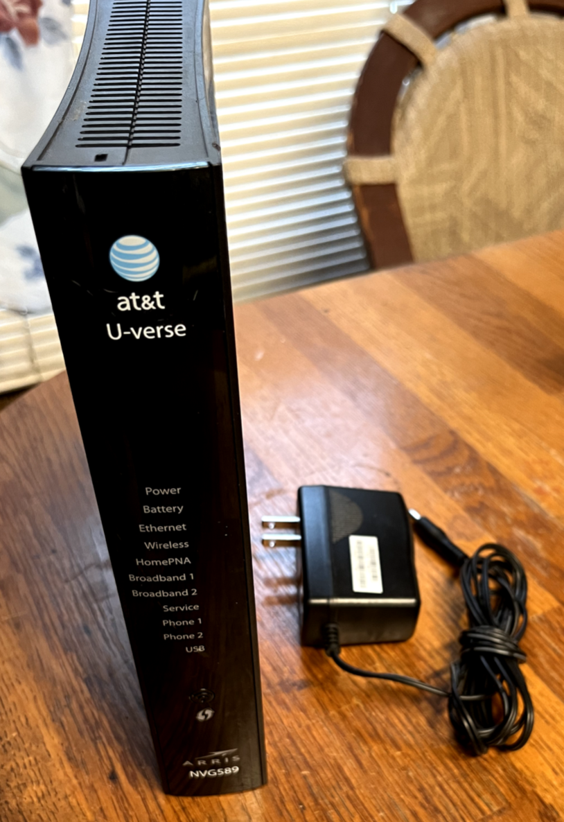 AT&T Arris U-Verse NVG589 Wi-Fi Modem/Router + Power Cord - $36.63