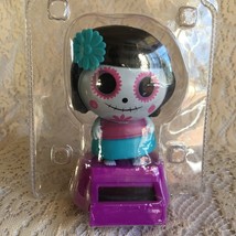 Bobble Head Sugar Skull Little Girl Bobble Head Dia de Los Muertos Kids Toy - $7.98