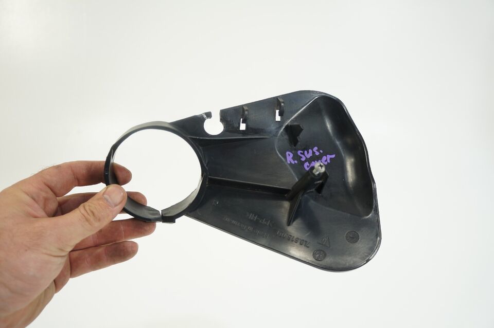 2003-2006 porsche cayenne rear left suspension shield stone guard 7L0616101 - $19.87