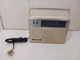 Vintage Panasonic AM /FM AC / Battery Transistor Radio RF-565 Tested Works Great - £23.73 GBP