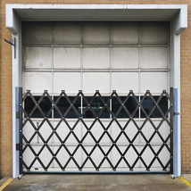 VEVOR Single Folding Security Gate Folding Door Gate 75&quot;W x 50&quot;H Scissor Gate - £146.27 GBP