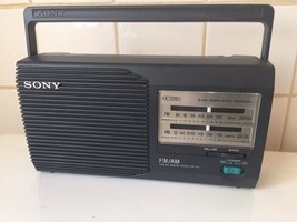 Vintage  Sony FM/AM 2 Band Portable Radio Model ICF-24 2 Way Power AC/DC - £15.85 GBP