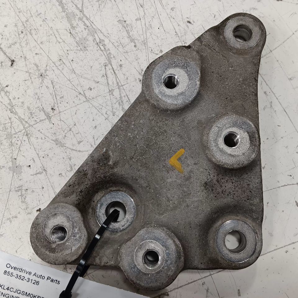 Buick Encore Engine Motor Mount Left Driver  2018 2019 2020 - $39.94